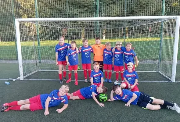 UKS Cieszyn: młodzicy wygrywają 7:3, juniorzy i orlicy z różnym skutkiem