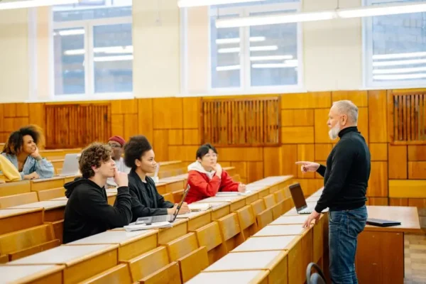 Ustroń: Uniwersytet Trzeciego Wieku zainaugurował dziesiąty rok akademicki