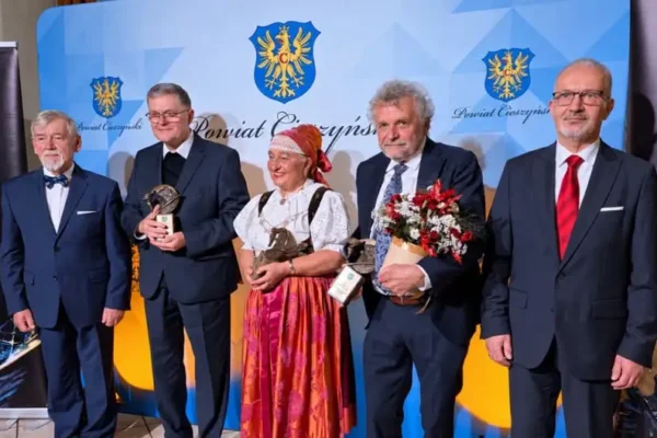 Łukasz Konarzewski z Nagrodą Powiatu Cieszyńskiego im. ks. Leopolda Jana Szersznika