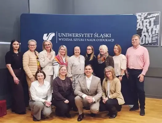 Ustroń łączy edukację z biznesem. Konferencja na Uniwersytecie Śląskim w Cieszynie