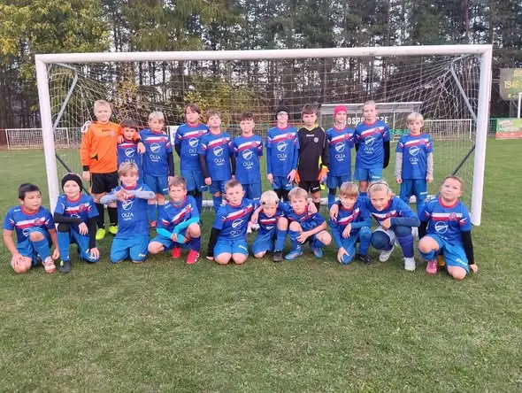 UKS Cieszyn: młodziki ograły lidera, juniorzy młodsi ulegli Beskidowi