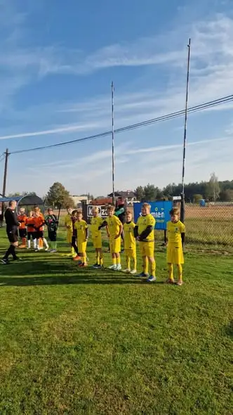 Młodzik Młodszy KS Kuźnia Ustroń rozgromił Zryw Bąków 20:0
