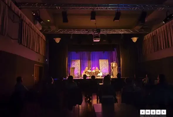 „Ten czas – 90’s girls” w emgoku: muzyczna podróż z Chybia