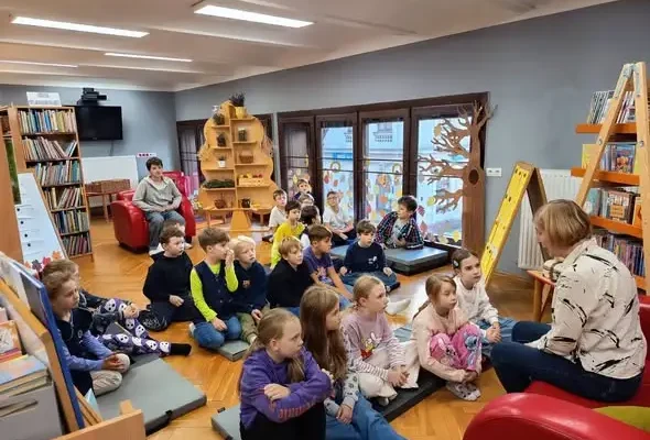 Cieszyńscy drugoklasiści odkrywali moc pamiętników w Bibliotece Miejskiej