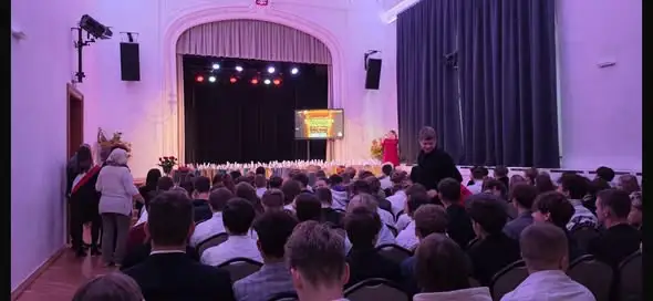 Pasowanie na ucznia zawodu w Cieszynie – 38 pierwszoklasistów w gronie przyszłych fachowców